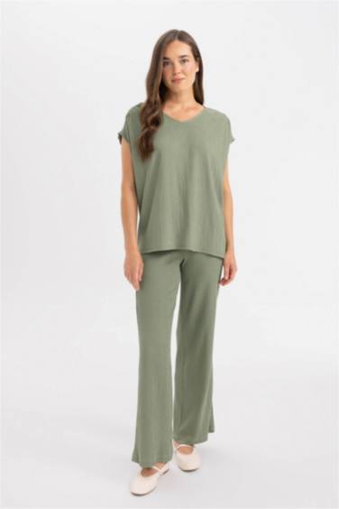 V Neck Crepe Short Sleeve T-Shirt