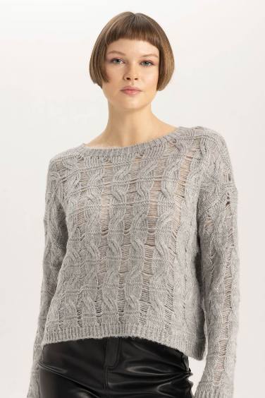 Relax Fit Crew Neck Knitted Pullover