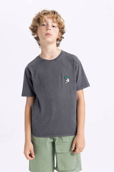 Boy Crew Neck Washed Faded Effect T-Shirt