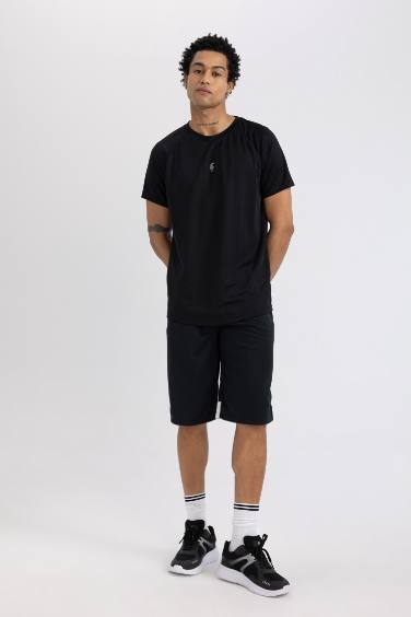 شورت بريميوم أسود قصة عادية من DeFactoFit