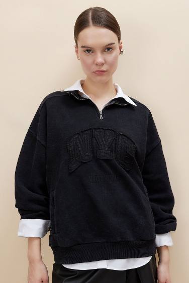 Oversize Fit Printed Long Sleeve Sweatshirt