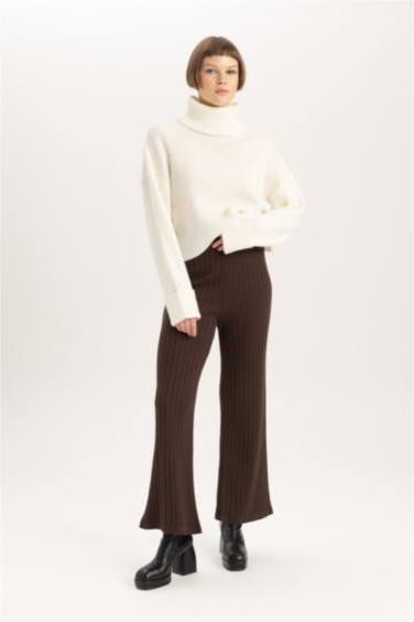 Wide Leg Ribbed Trousers