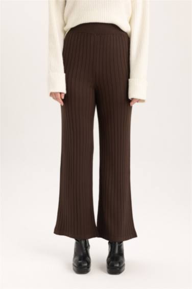 Wide Leg Ribbed Trousers