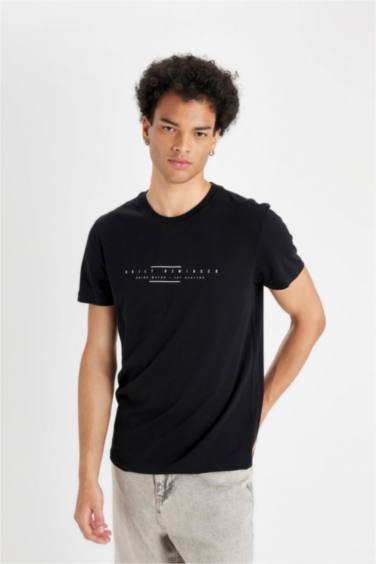 Black Slim Fit Crew Neck Printed T-Shirt