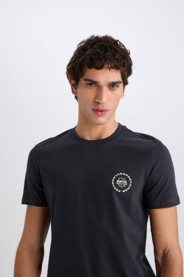 Slim Fit Crew Neck Printed Short Sleeve T-Shirt