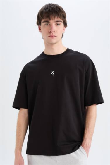 Oversize Fit Crew Neck Back Printed Short Sleeve T-Shirt