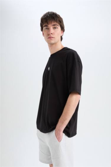 Oversize Fit Crew Neck Back Printed Short Sleeve T-Shirt