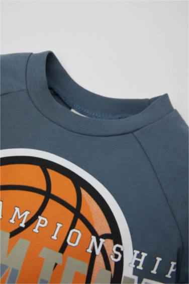 سيت ولادي رياضي تيشيرت وبنطلون - قطعتين