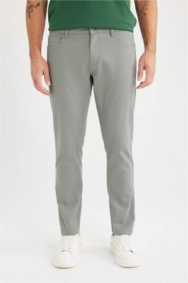 بنطلون تشينو سليم فيت برجل ضيقة كاكي