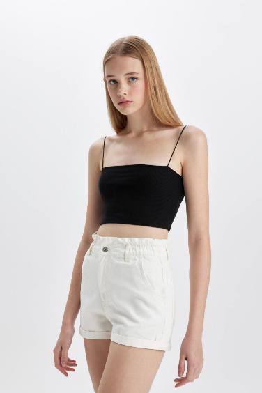 شورت جينز أبيض بيبرباج بخصر عالي