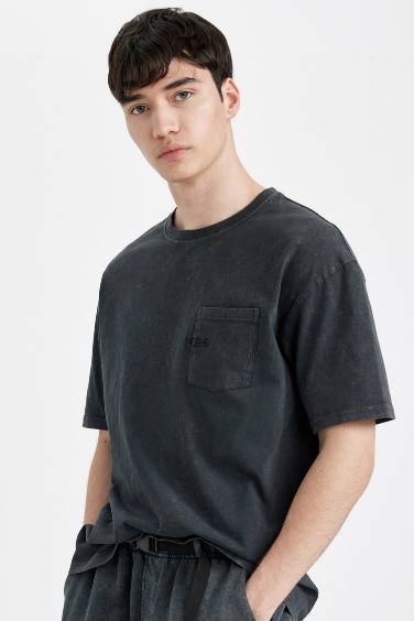 Boxy Fit Crew Neck Printed Short Sleeve T-Shirt