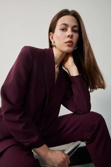 Оверсайз блейзер с двойным воротником