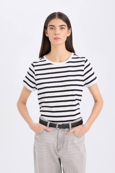 تيشيرت سادة بيزك نص ردن قصة عادية بياخة مستديرة