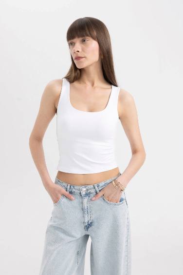 Slim Fit Crew Neck Sleeveless Tank Top