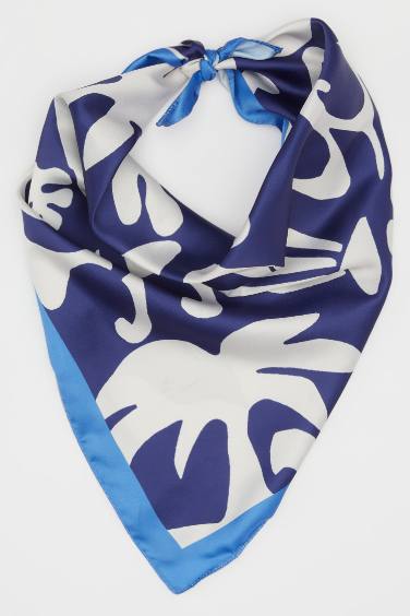 Woman Foulard