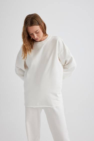 Oversize Fit Crew Neck Basic Sweatshirt