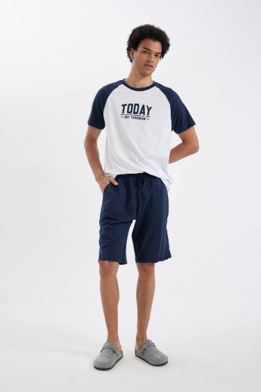 Regular Fit Printed 2 Piece Pajama Set