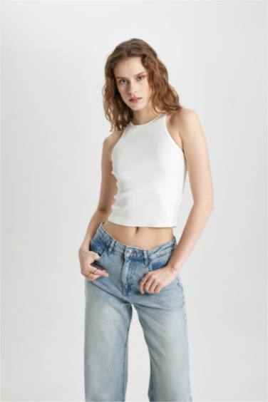 كروب توب سليم فيت برقبة رسن