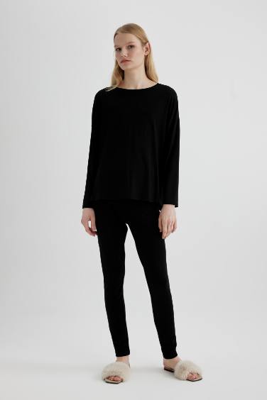 بلوزة بيجاما كاجوال قصة عادية من Fall in Love