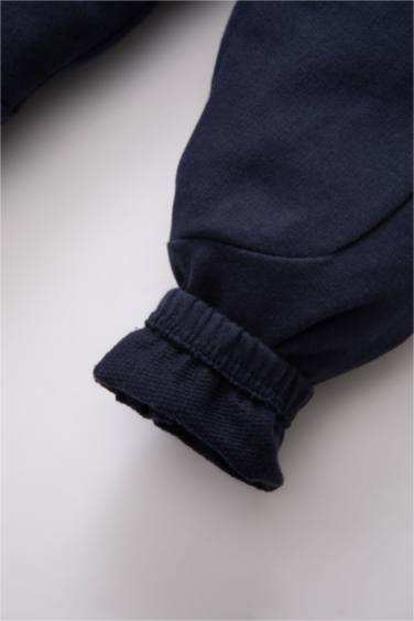 بنطلون سويت بانتس بيبي اولادي قصة عادية وطبعة شعار كحلي