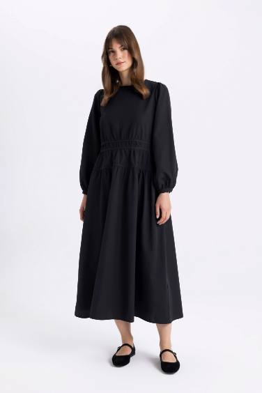 Crew Neck Poplin Long Sleeve Maxi Dress