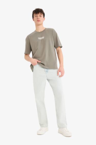 تيشيرت نص كم اوفر سايز بطبعة شعار برقبة مستديرة