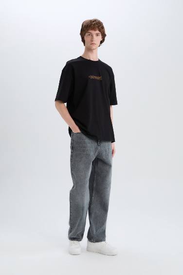Oversize Fit Crew Neck Short Sleeve T-Shirt