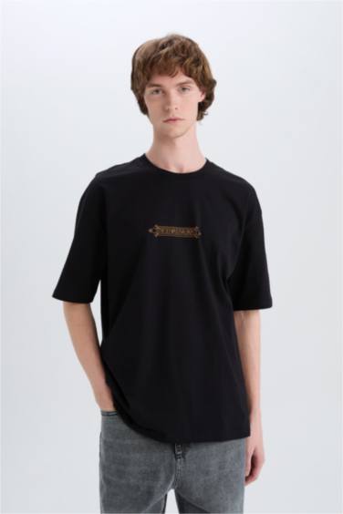 Oversize Fit Crew Neck Short Sleeve T-Shirt