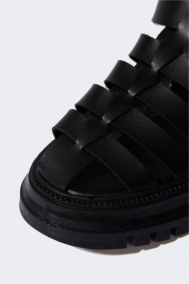 Kadın Yüksek Taban Suni Deri Sandalet - Görsel 5