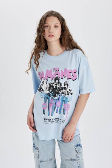 Ramones Oversize Fit Bisiklet Yaka Kısa Kollu Tişört