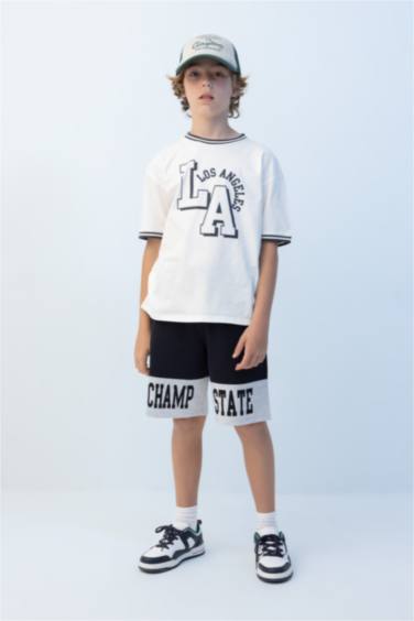 Boy Oversize Fit Crew Neck Printed T-Shirt