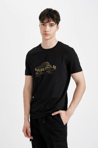 Slim Fit Slim Cut Crew Neck Printed Short Sleeve T-Shirt