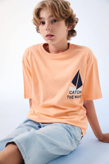 Boy Oversize Fit Crew Neck Embroidered T-Shirt