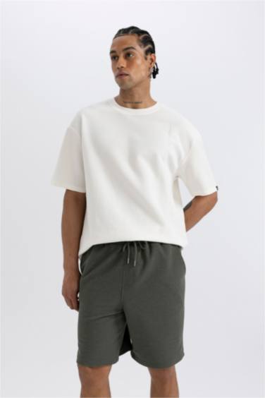 Slim Fit Pique Shorts