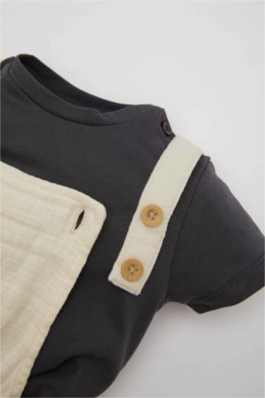 Baby Boy T-Shirt Salopette Hat Muslin 3 Piece Set