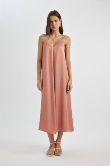 Платье с коротким рукавом миди А-силуэта с V-образным вырезом из сатина