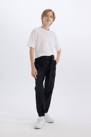 Boy Cargo Fit Jeans