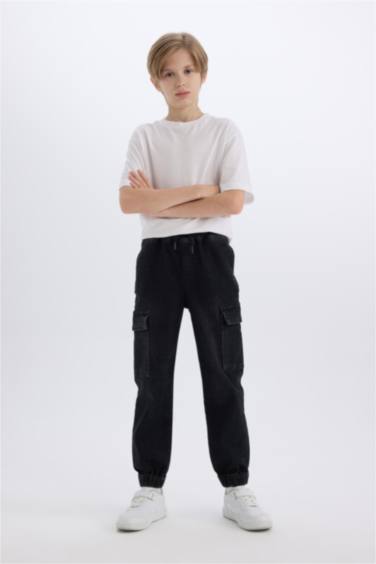 Boy Cargo Fit Jeans