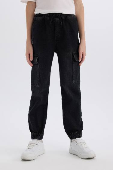 Boy Cargo Fit Jeans