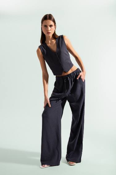 Wide Leg Three Pockets Trousers