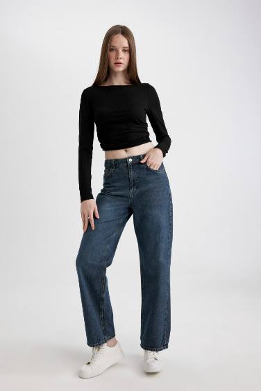 Loose Fit Crew Neck Back Printed T-Shirt