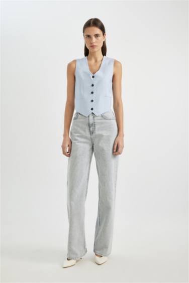 Slim Fit Shirt Collar Vest