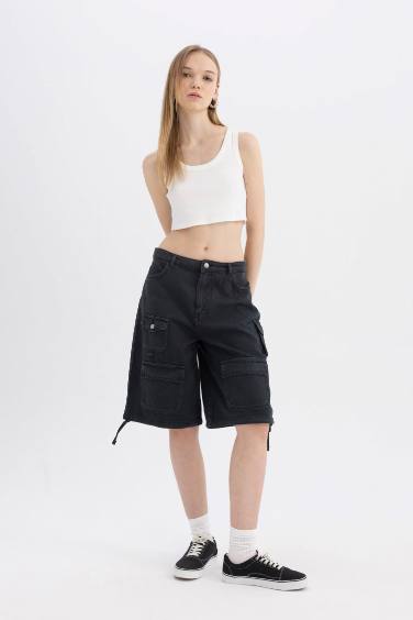 Short Bermuda en Gabardine à Taille Normale