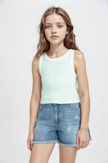 Girl Crew Neck Crop Top