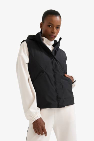 DeFactoFit Water Repellent Regular Fit Vest