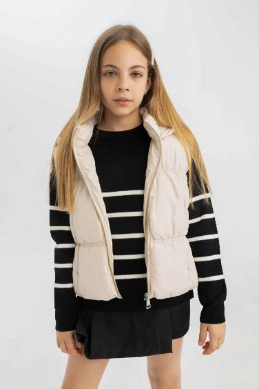 Girl Waterproof Hooded Puffer Vest