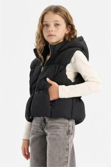 Girl Waterproof Hooded Puffer Vest