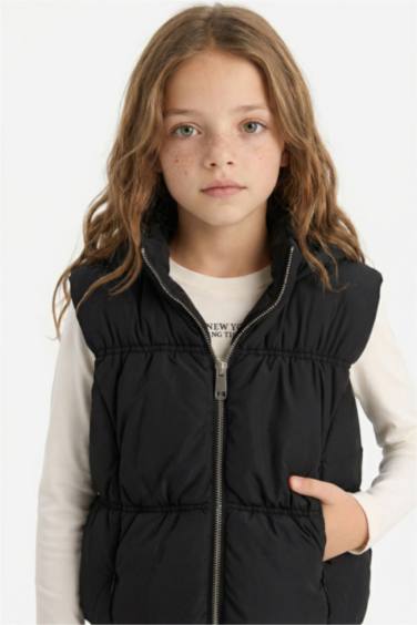 Girl Waterproof Hooded Puffer Vest