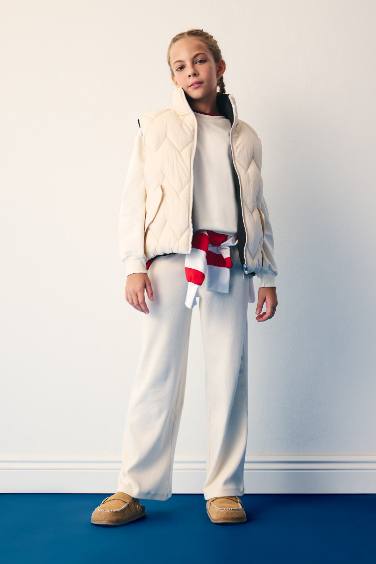 Kız Çocuk Su Geçirmez Büyük Yaka Fermuarlı Cepli Şişme Yelek