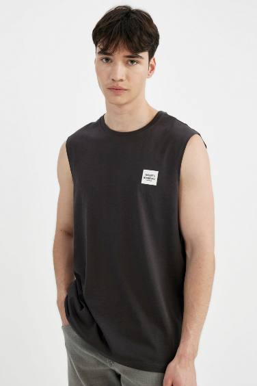 Regular Fit Printed Crew Neck Sleeveless T-Shirt